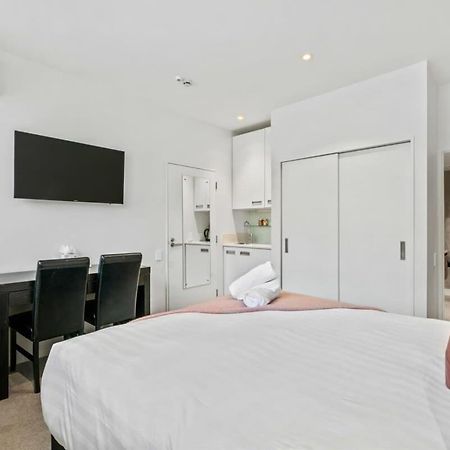 Tranquil Modern Studio Queenstown Exterior photo